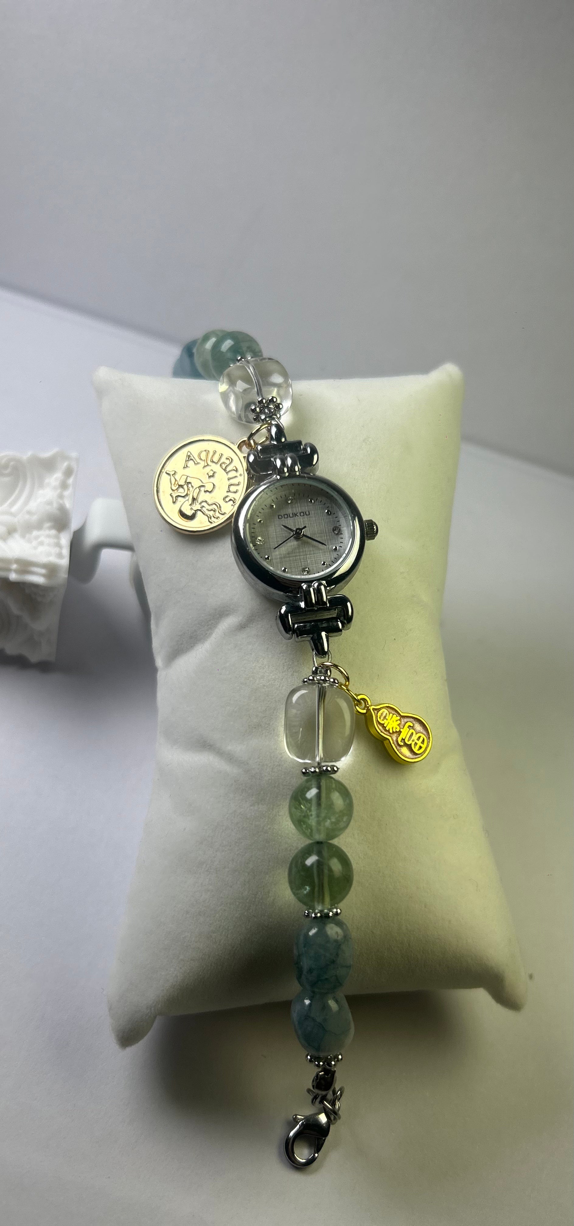 Aquarius Mind-Burst Inspiration Energy Watch